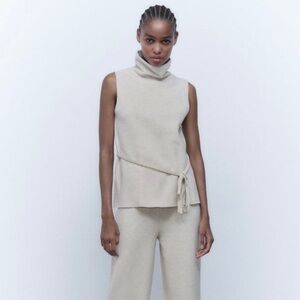 Zara Women’s Cream Turtleneck Sleeveless Sweater with Ties- Size Small
